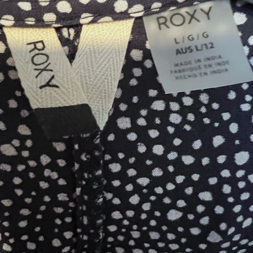 NWOT MIDI Roxy wrap around dress w/ pockets Sz Large (12) - Picture 6 of 13